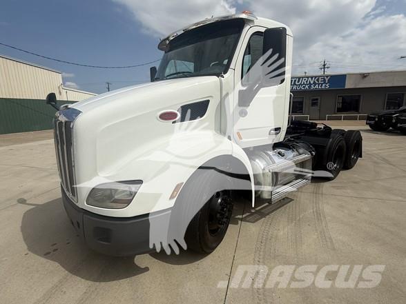 Peterbilt 579 Trekkers