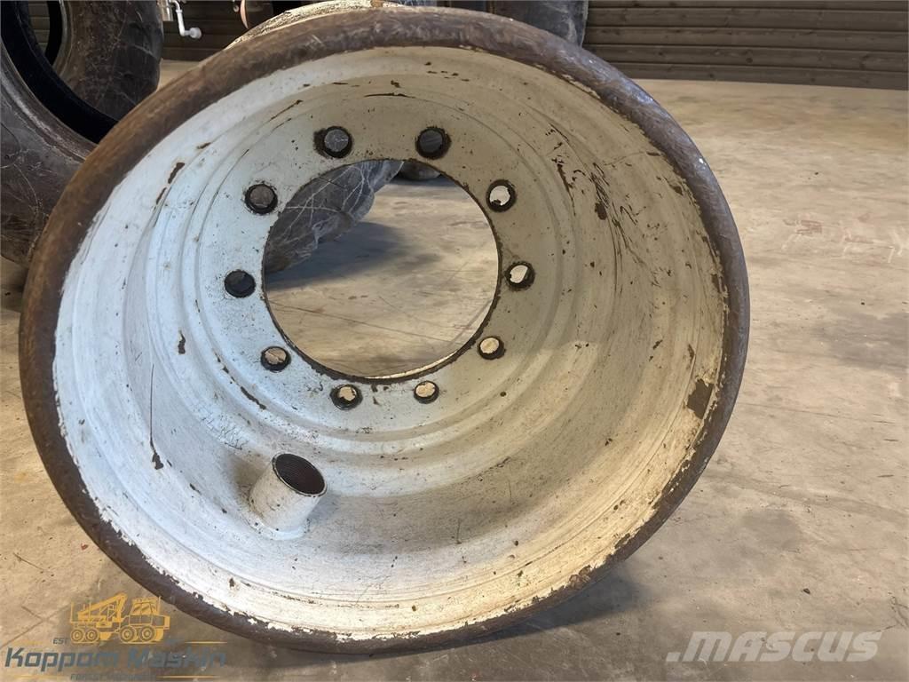 Gremo 950 20x22,5 Banden, wielen en velgen