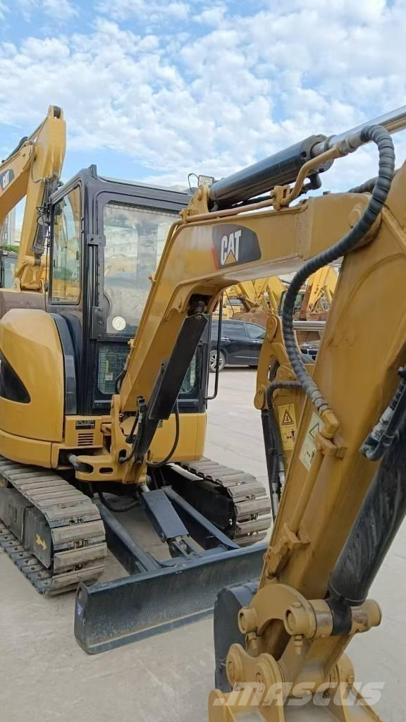 CAT 302D Rupsgraafmachines