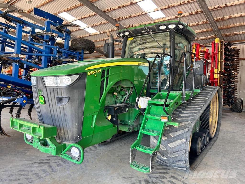 John Deere 8360 RT Tractoren