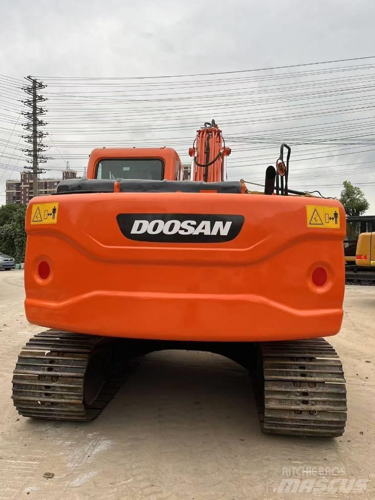 Doosan DX 140 Rupsgraafmachines