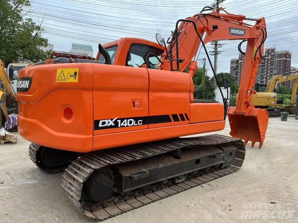 Doosan DX 140 Rupsgraafmachines