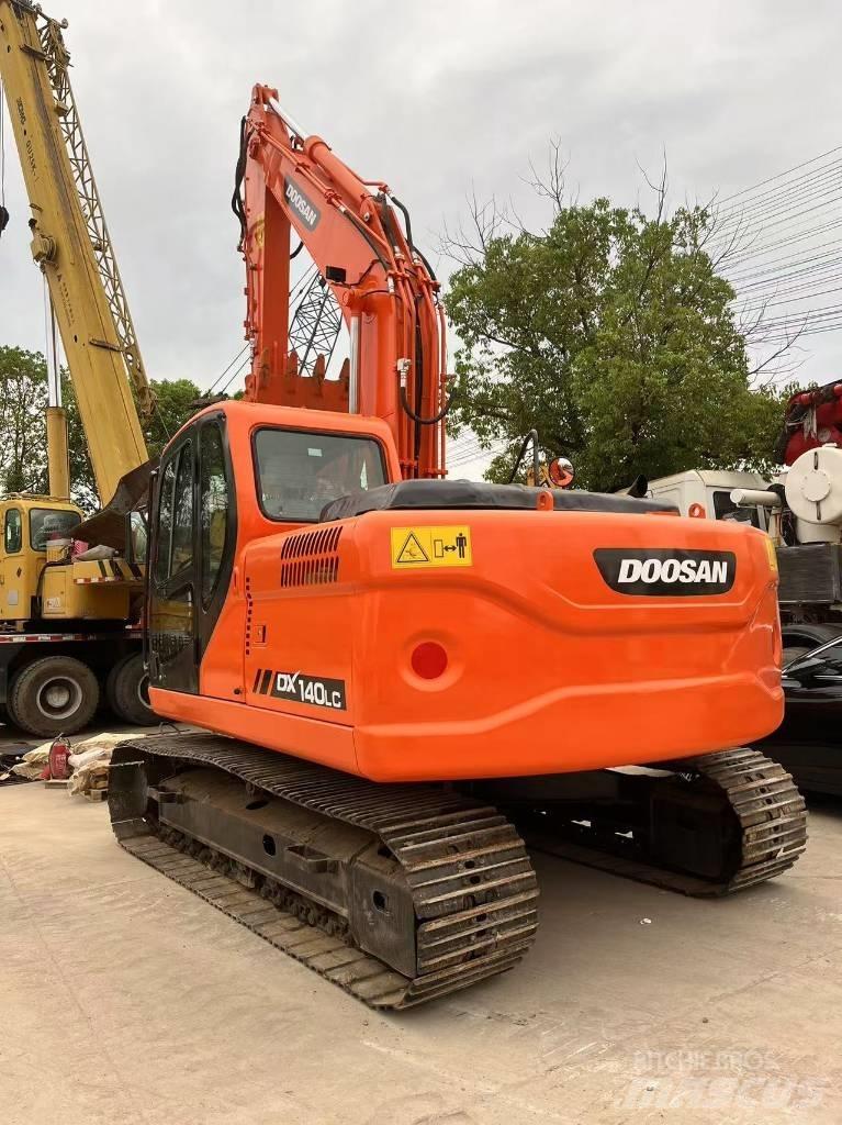 Doosan DX 140 Rupsgraafmachines