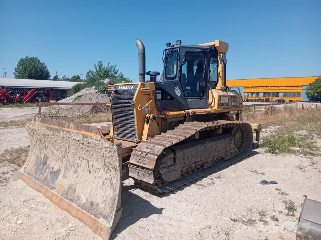 Komatsu D 61 EX-15 Rupsdozers