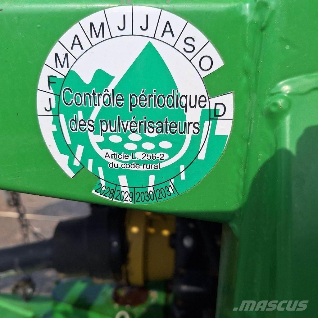 John Deere 732 Getrokken spuitmachines