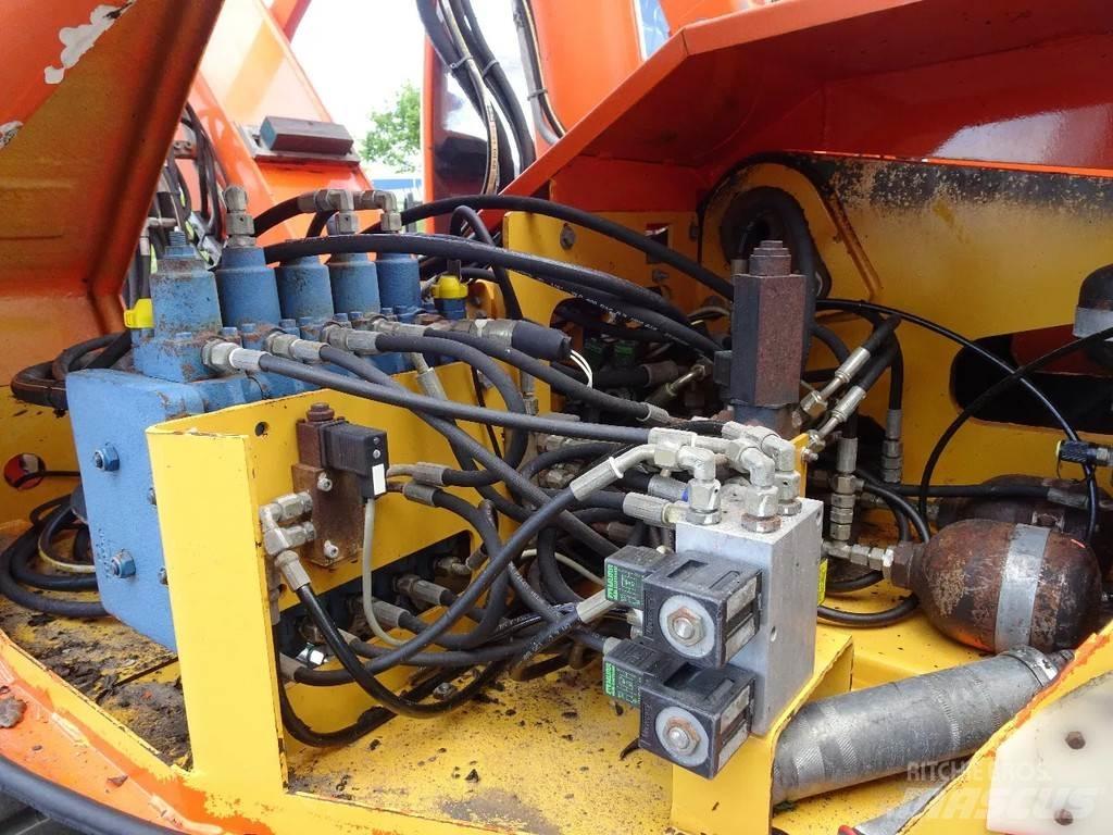 Mecalac 12MXT Wielgraafmachines