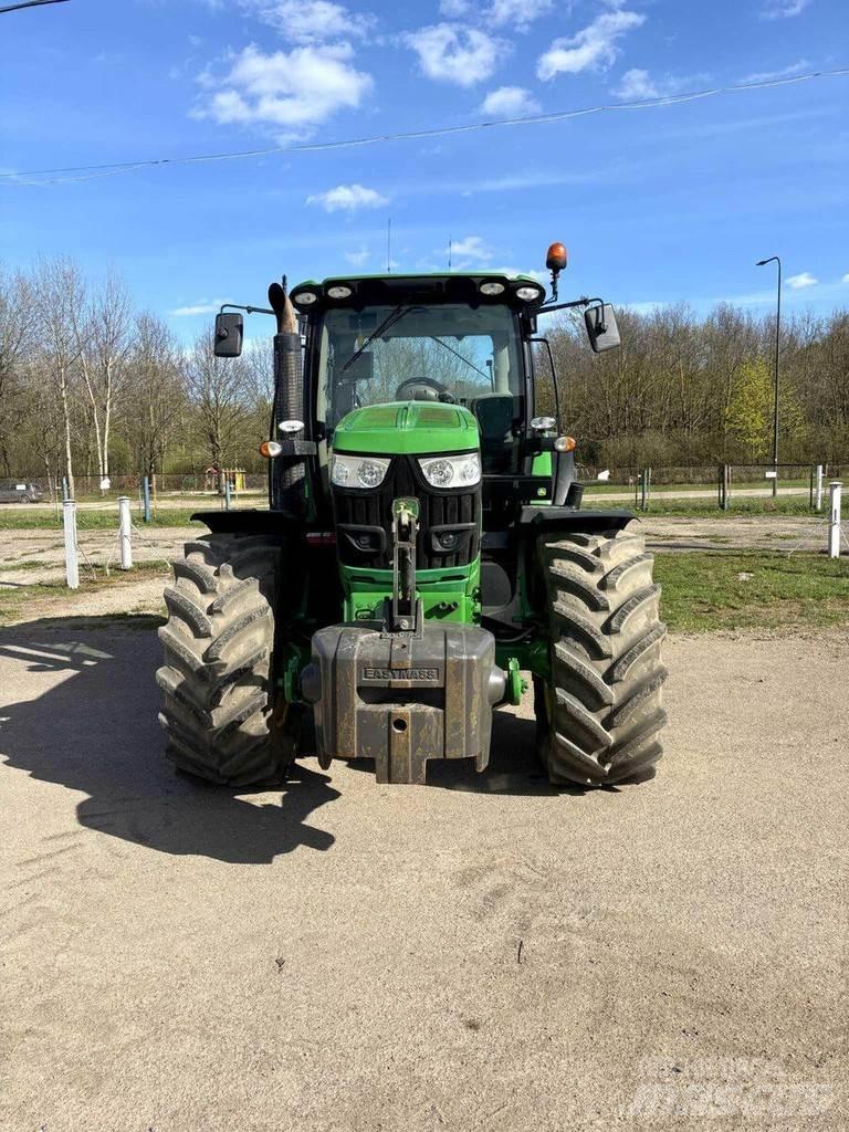 John Deere 6150R Tractoren