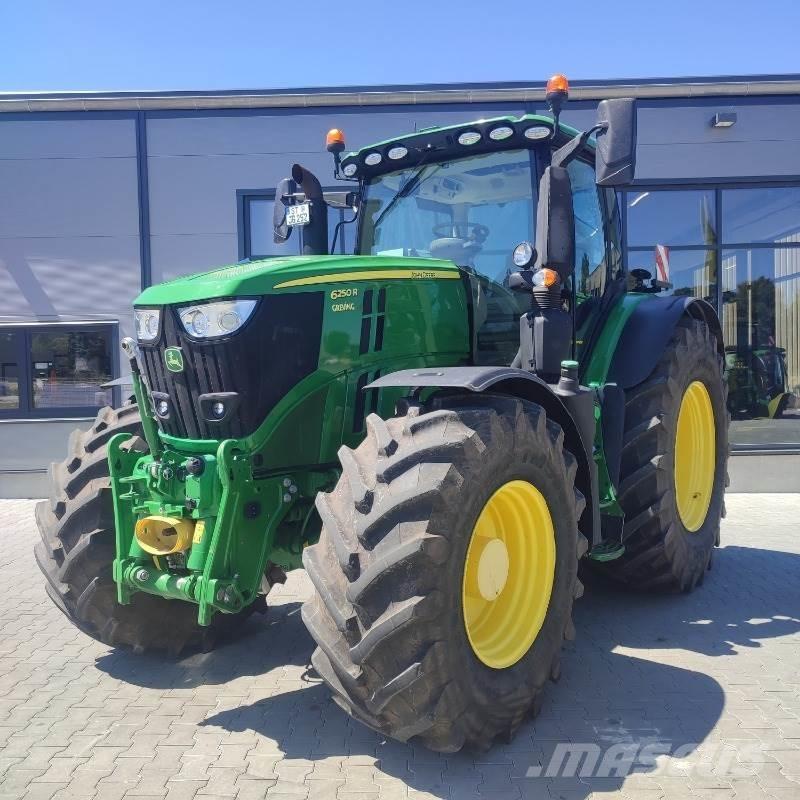 John Deere 6250R Tractoren