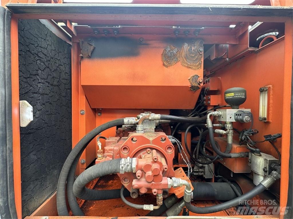 Daewoo 220 LC-V Rupsgraafmachines