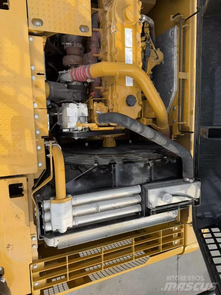 CAT 330d2 Rupsgraafmachines