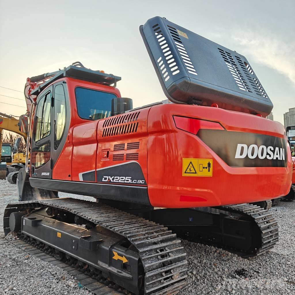 Doosan DX225LC-9C Rupsgraafmachines