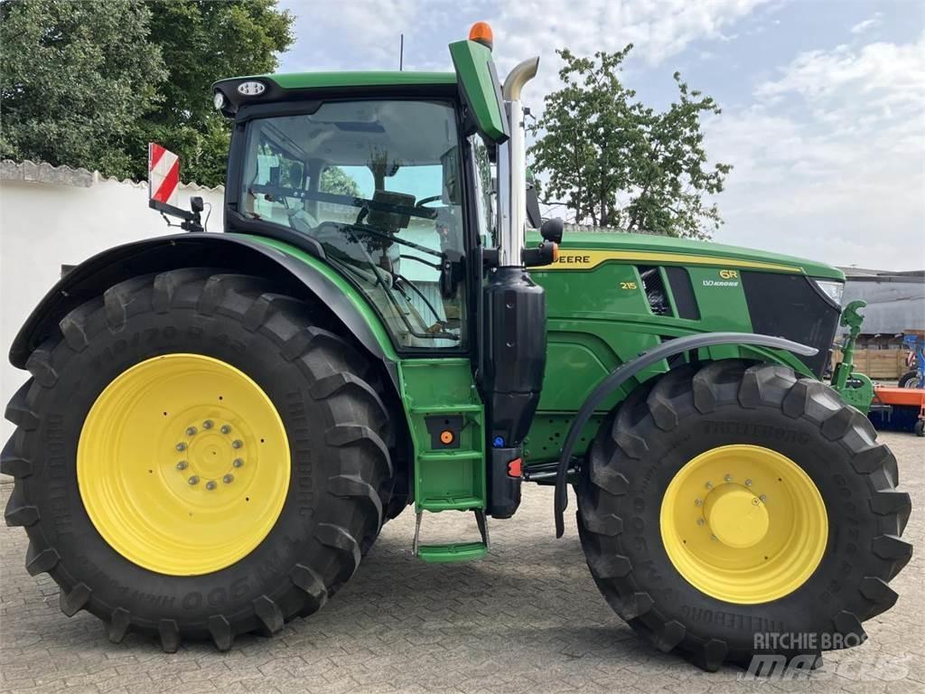 John Deere 6R 215 Tractoren