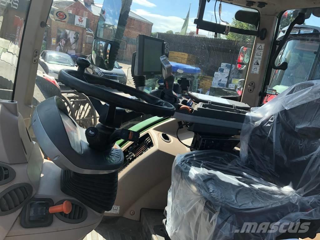 Fendt 724 Vario S4 Tractoren