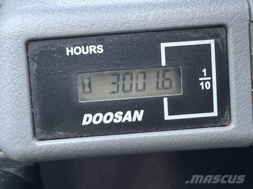 Doosan DX 63-3 Rupsgraafmachines