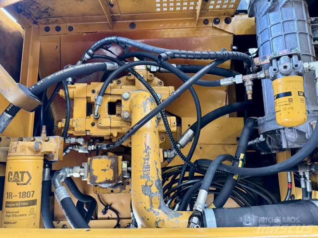 CAT 325 B LN Rupsgraafmachines