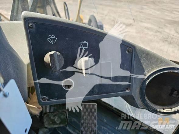 CAT 930G Wielladers