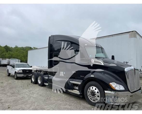 Kenworth T680 Trekkers