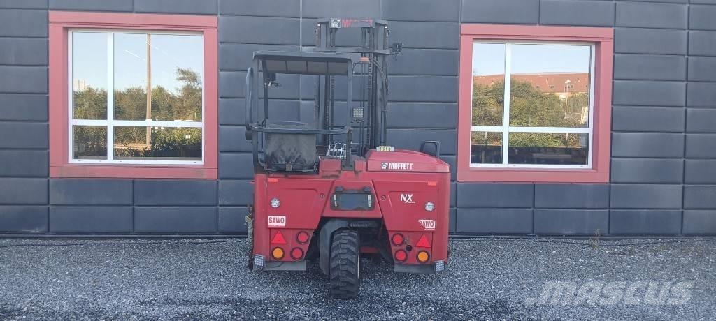 Moffett M5 25.3 NX Diesel heftrucks