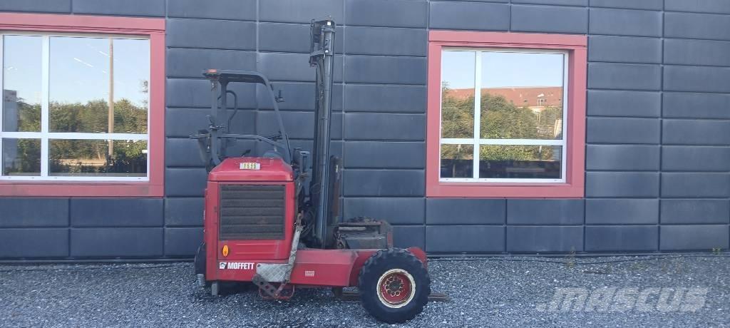 Moffett M5 25.3 NX Diesel heftrucks