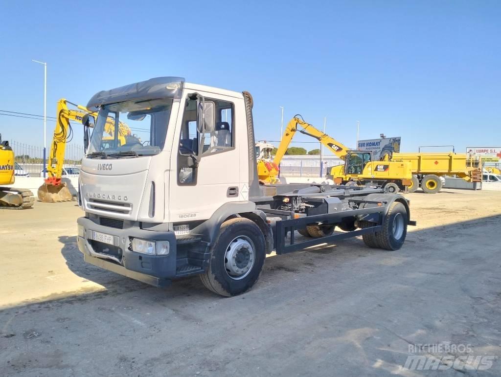 Iveco ML 180 EL28 Containertrucks met kabelsysteem