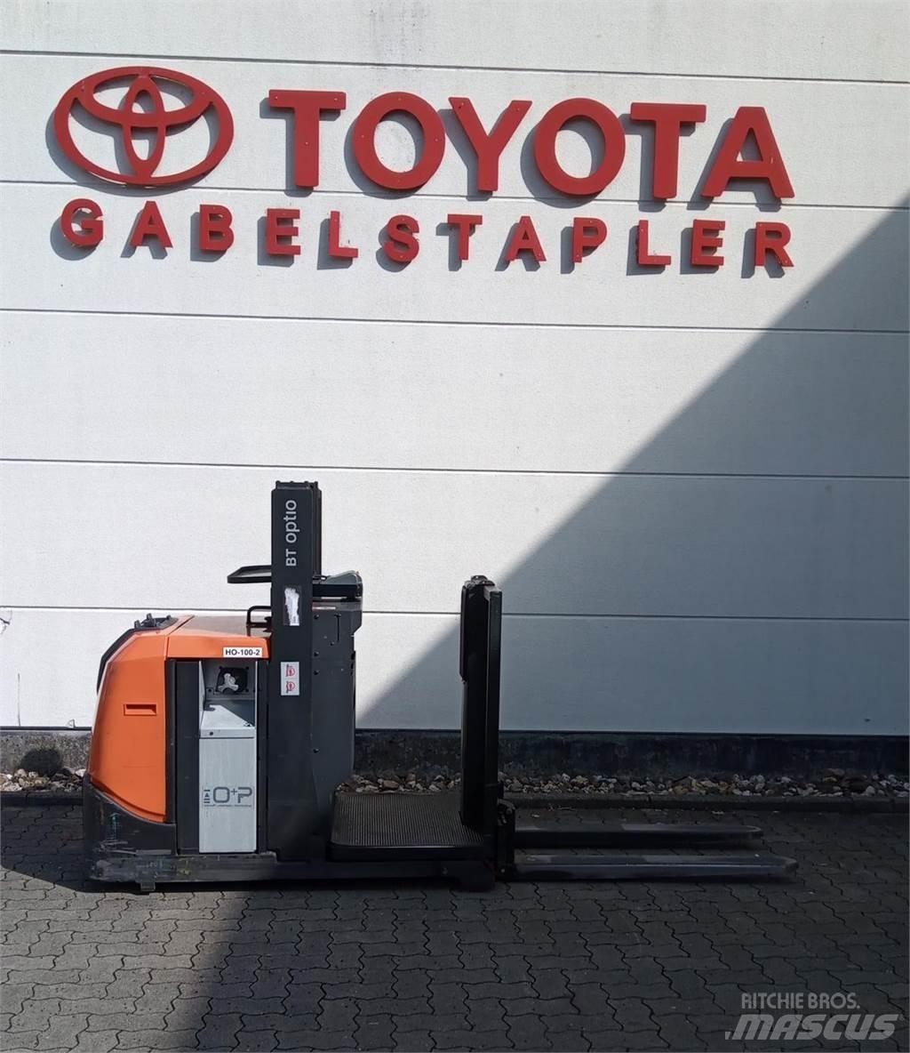 Toyota OSE100 Pallettruck met meerij platform