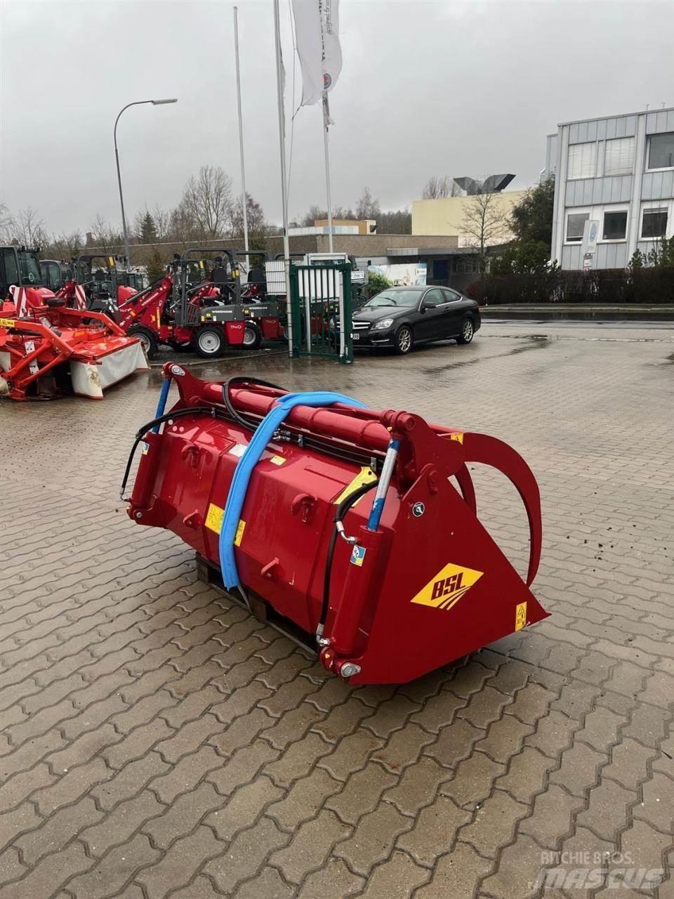 Strautmann GS 2000 Uitkuilmachines
