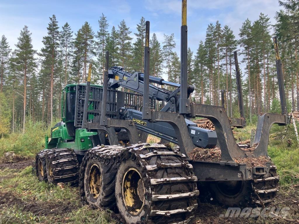 John Deere 1210G Uitrijwagens