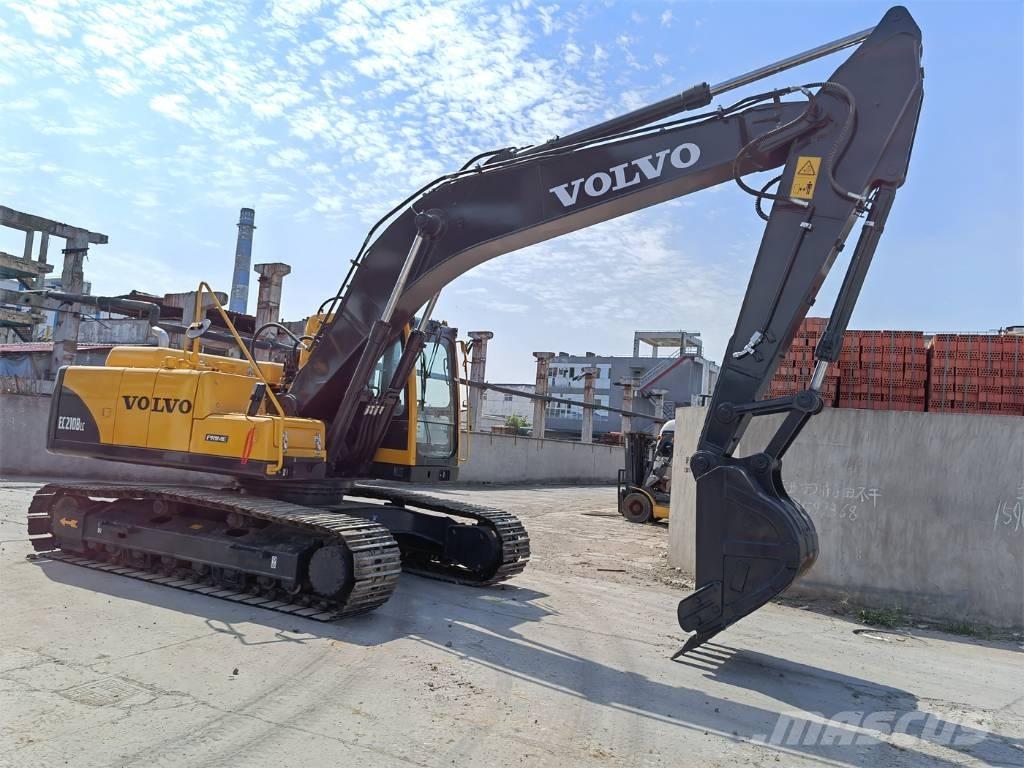 Volvo EC210B Rupsgraafmachines