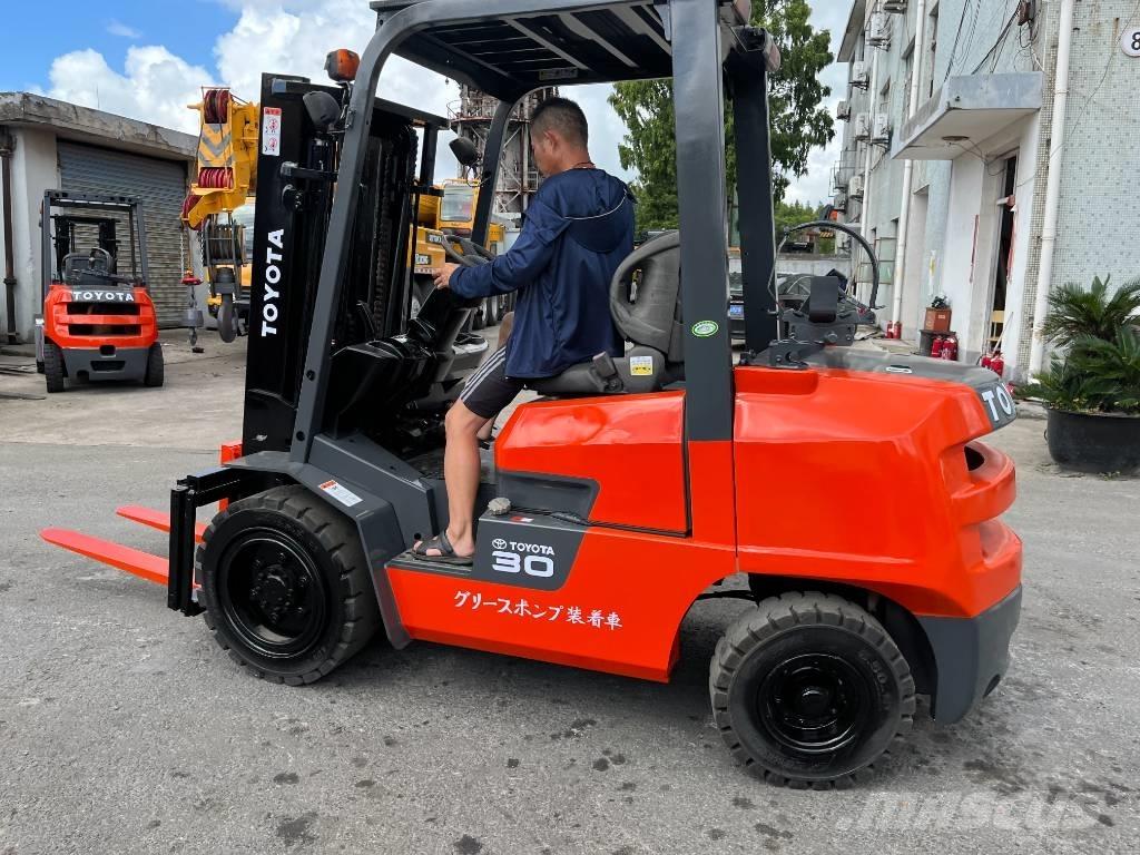 Toyota FD 30 Diesel heftrucks