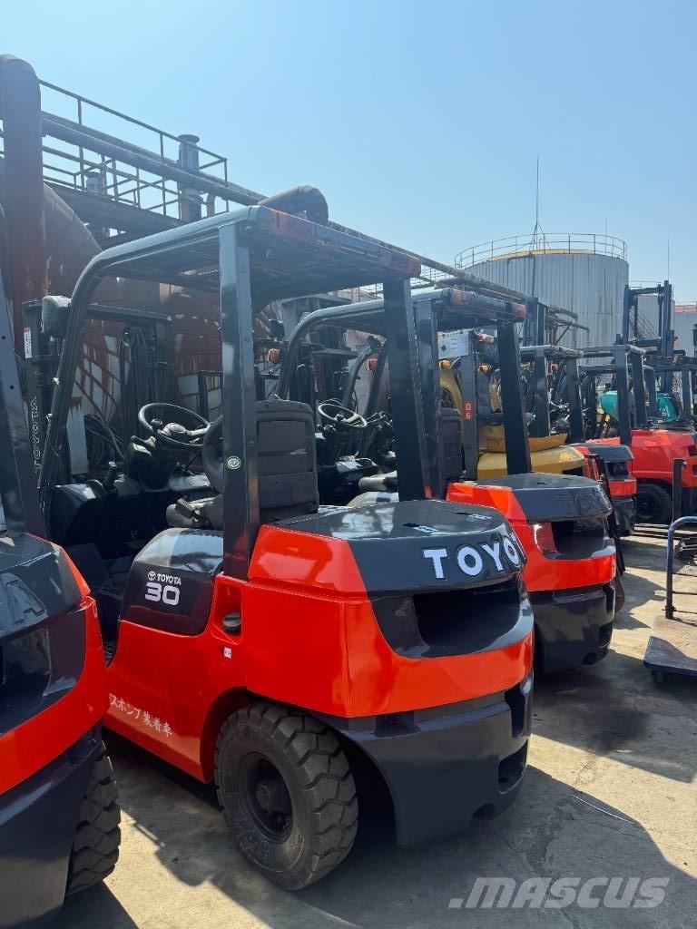 Toyota FD 30 Diesel heftrucks