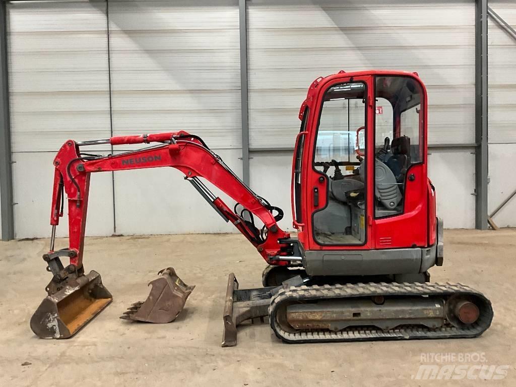 Neuson 28 Z 3 Minigraafmachines < 7t