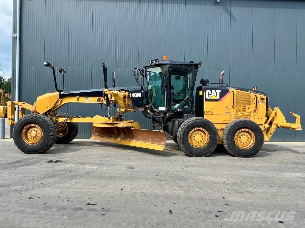 CAT 140M Graders