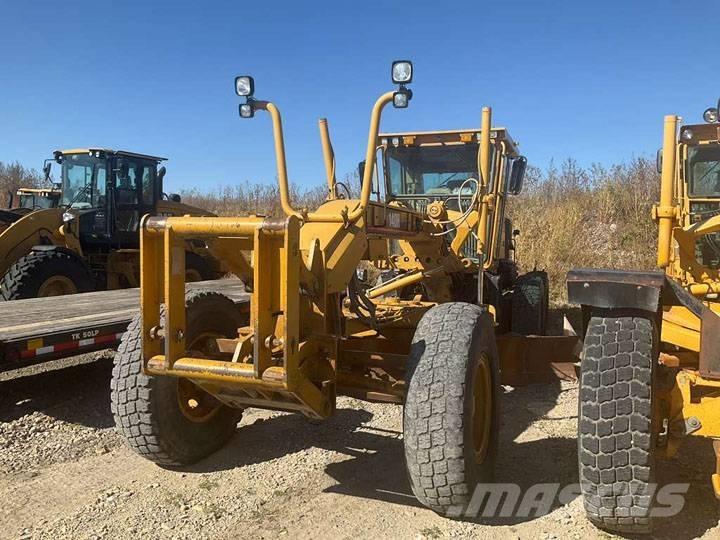 CAT 140 H NA Graders
