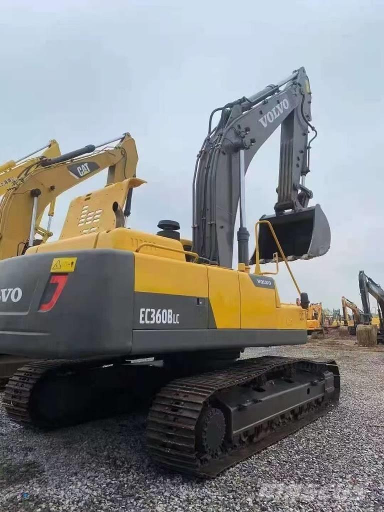 Volvo 360BLC Rupsgraafmachines