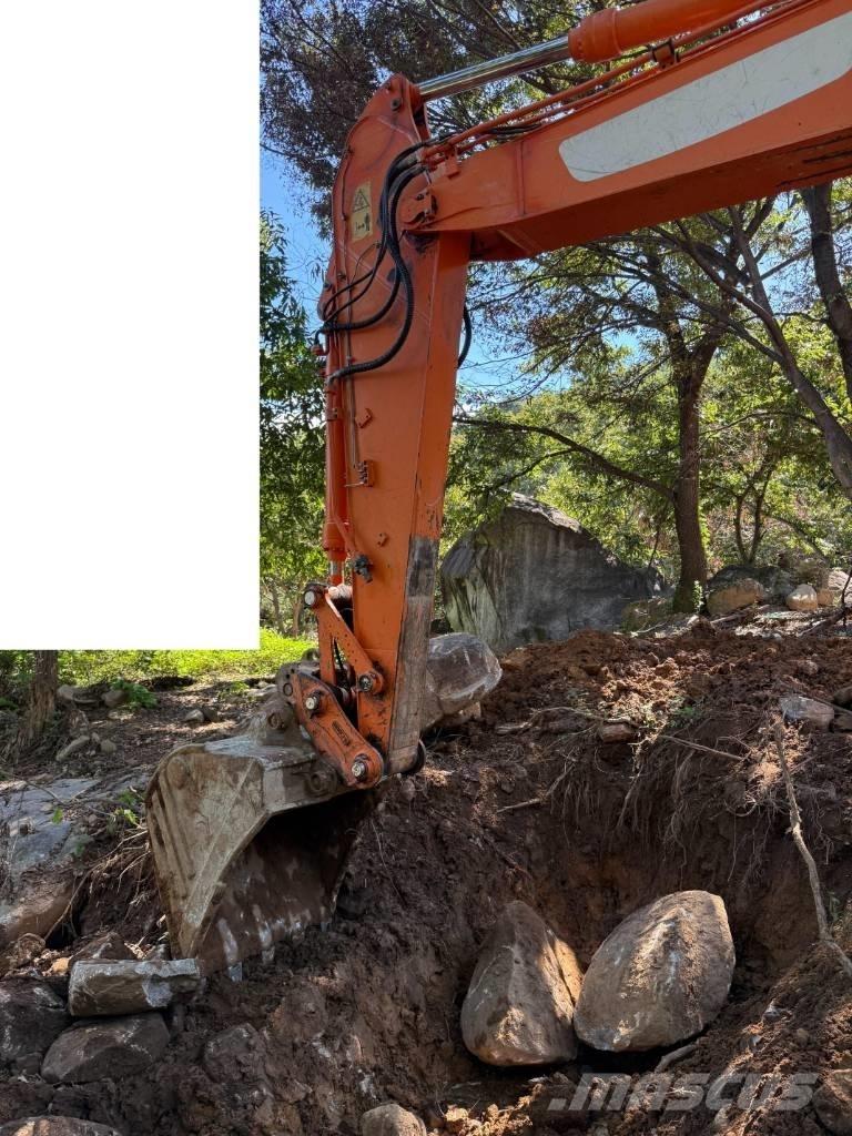 Doosan DX 220 LCA Rupsgraafmachines