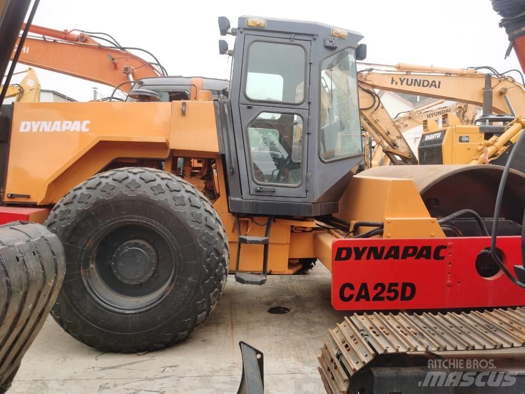 Dynapac CA 25 D Trilrolwalsen