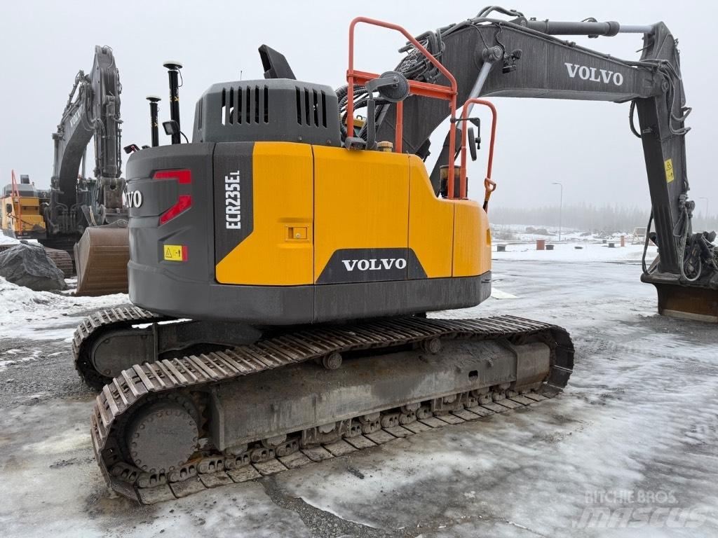 Volvo EC 235 EL Rupsgraafmachines