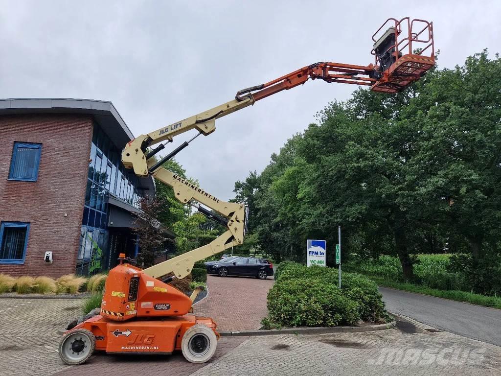 JLG E400AJPN Knikarmhoogwerkers