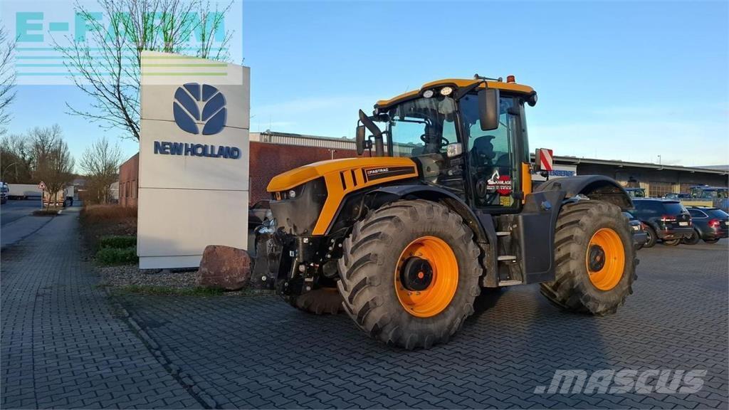 JCB 4220 fastrac Tractoren