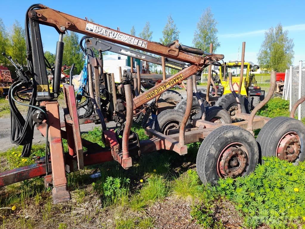 Patu 595+Metsäkärry Kranen en laders