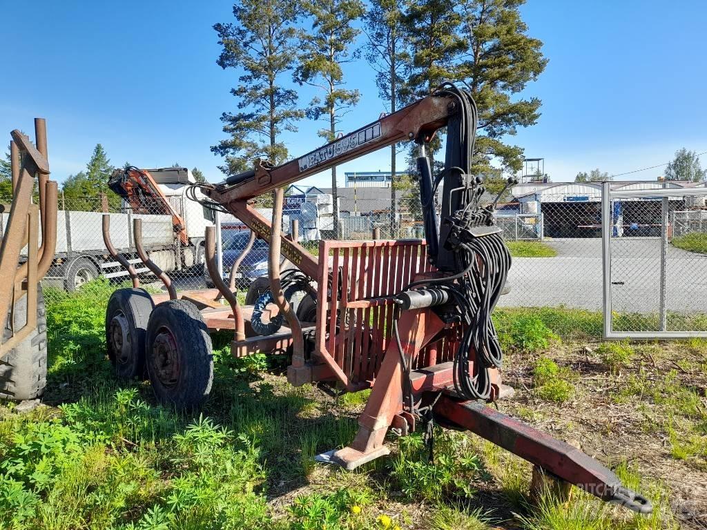 Patu 595+Metsäkärry Kranen en laders