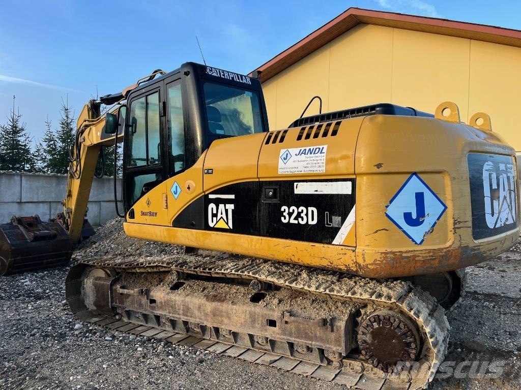 CAT 323 D L Rupsgraafmachines
