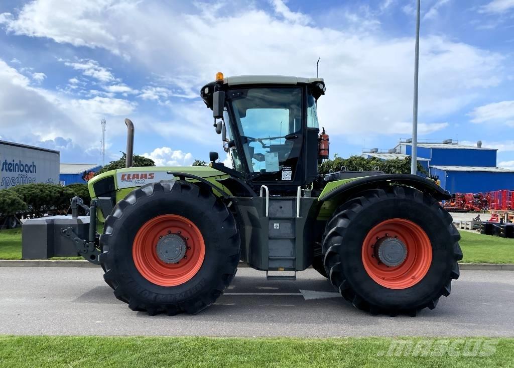 CLAAS Xerion 3800 Tractoren