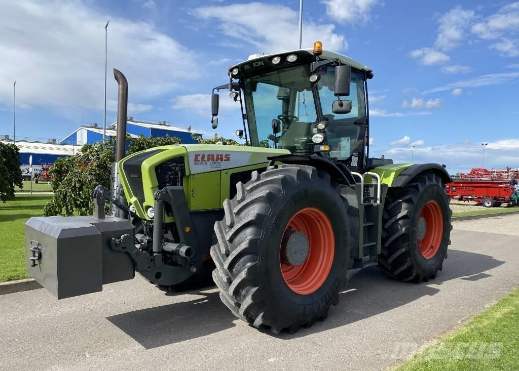 CLAAS Xerion 3800 Tractoren