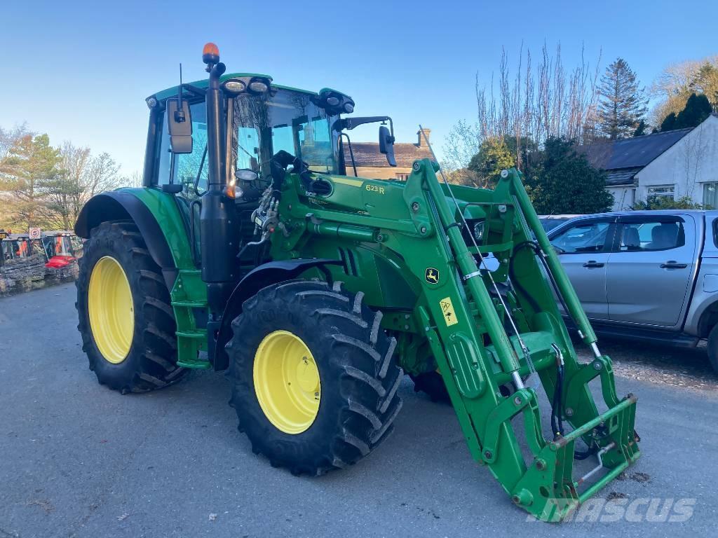 John Deere 6130 M Tractoren