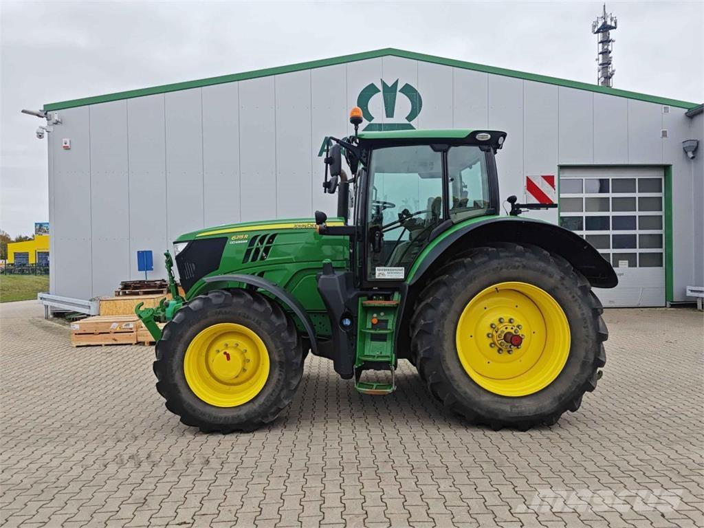 John Deere 6215R Tractoren
