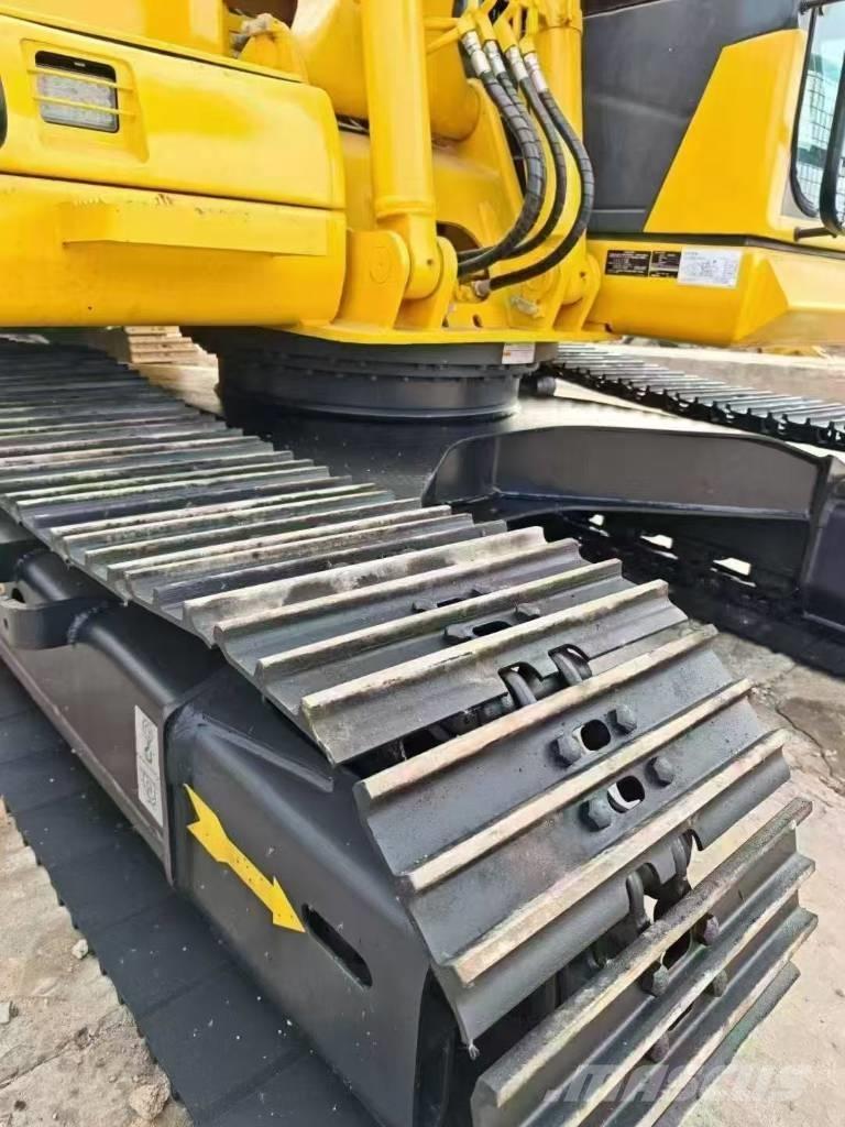 Komatsu 130-7 Rupsgraafmachines