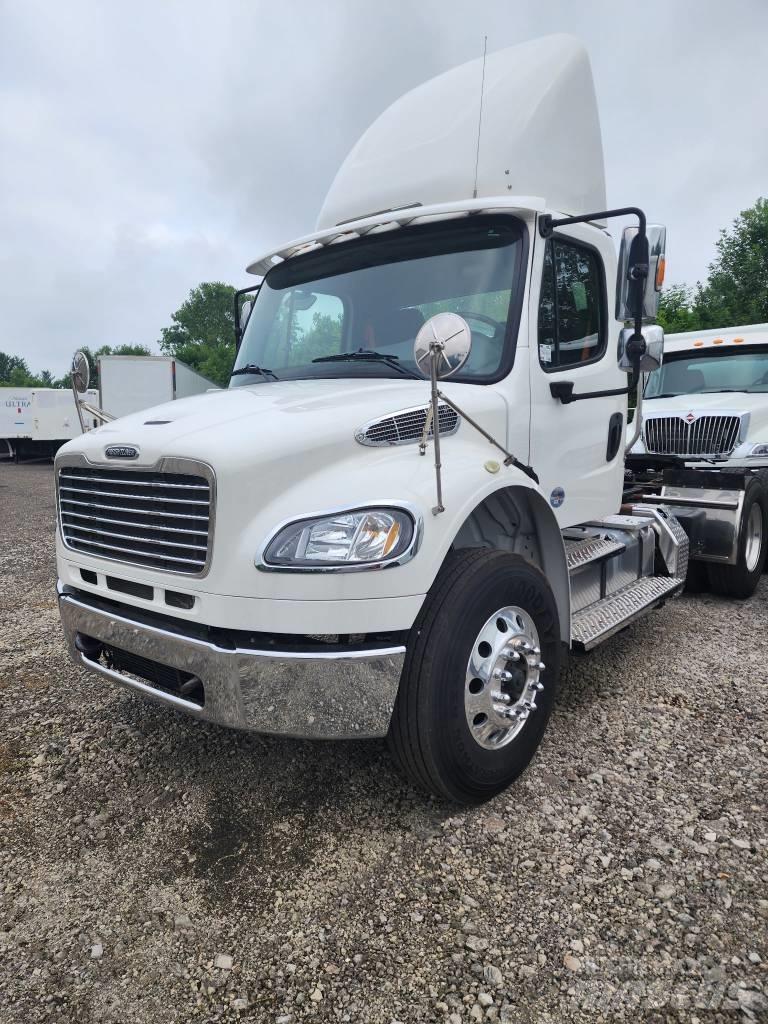 Freightliner M2 Trekkers