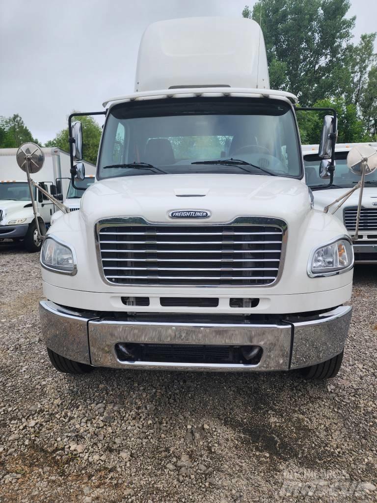 Freightliner M2 Trekkers