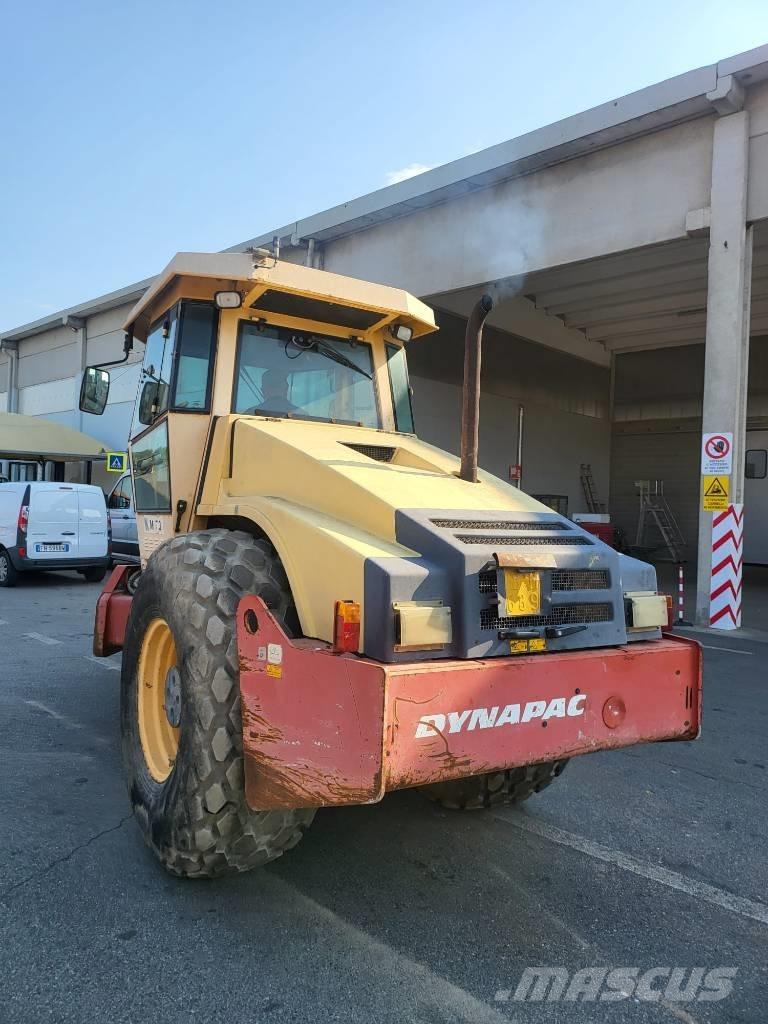 Dynapac CA 302 D Trilrolwalsen